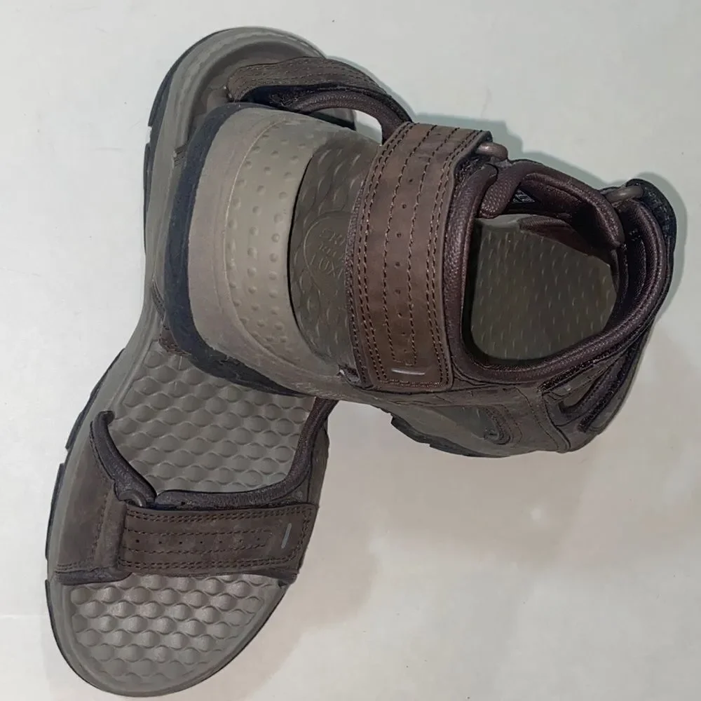 SKECHERS RELAXED FIT LUXE FOAM MEN SHOES SANDALS SIZE 10 US